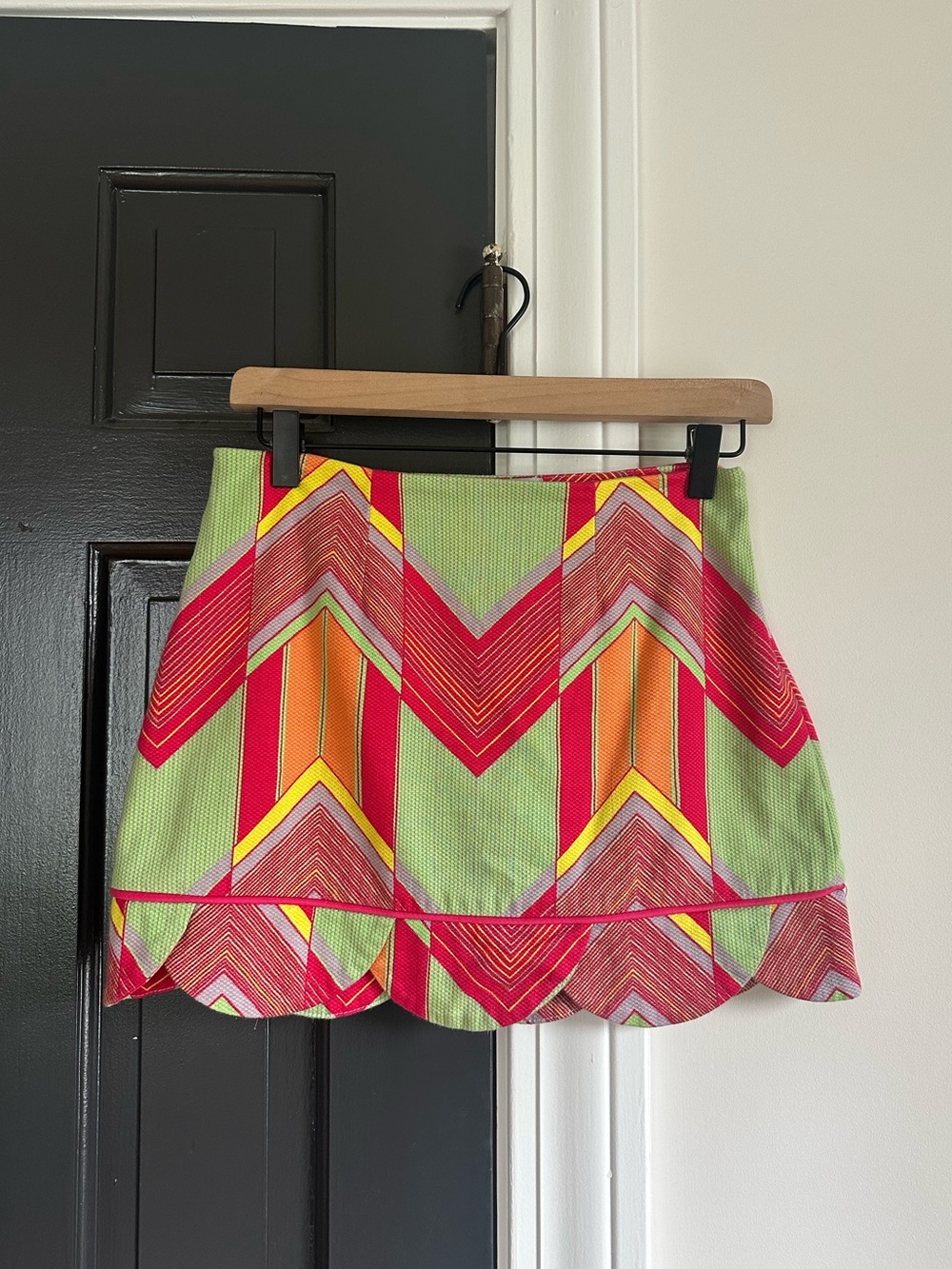 Judith March Colorful Chevron Scalloped Mini Skirt Small